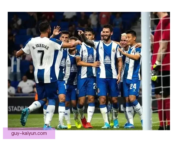 世界杯西班牙2010表现稳健，成为足球史上最辉煌的一届赛事之一