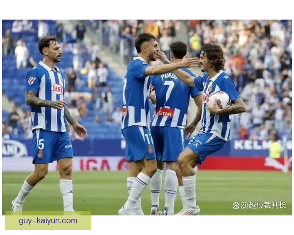 瓦伦西亚定位球表现持续提升，球队在新赛季展现出较强的进攻竞争力。