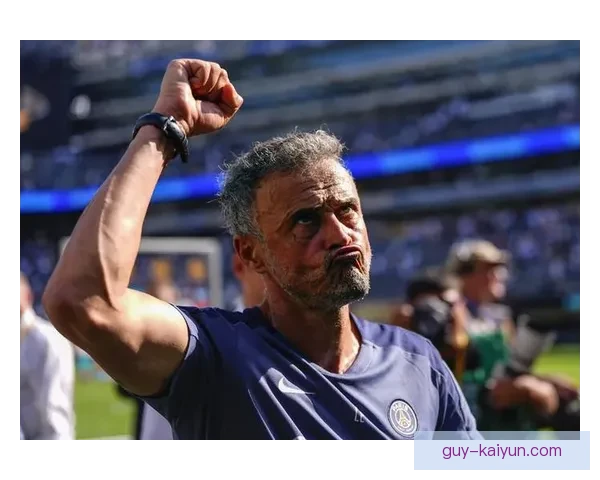 恩里克与瓜迪奥拉在战术标准与球队构建上的较量值得关注